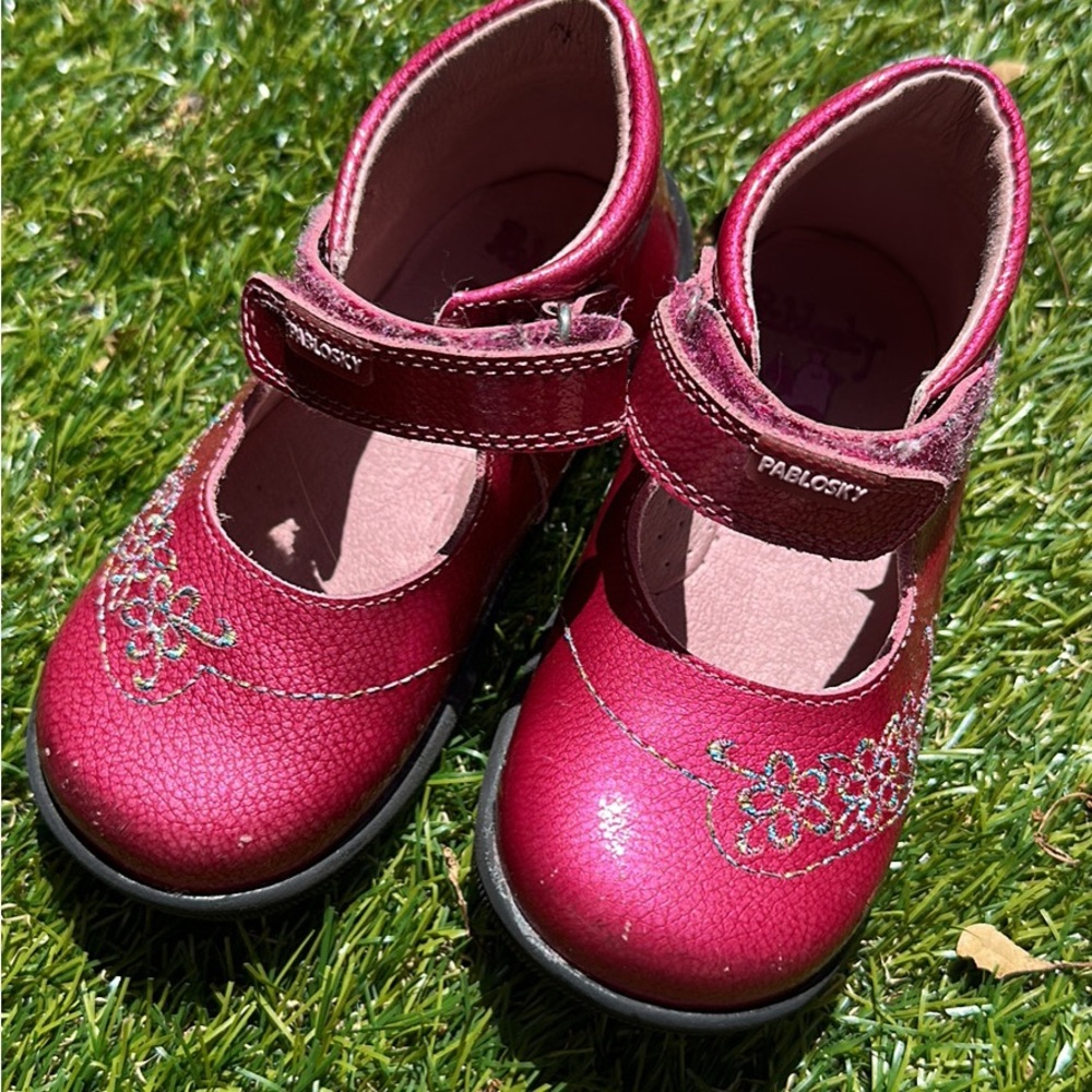 Kids Pink Patent Leather Shoes